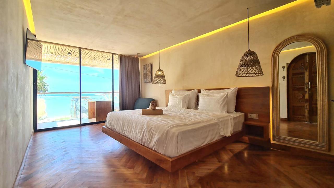 Shore Thing Gili Air Beachfront Apartment Екстер'єр фото