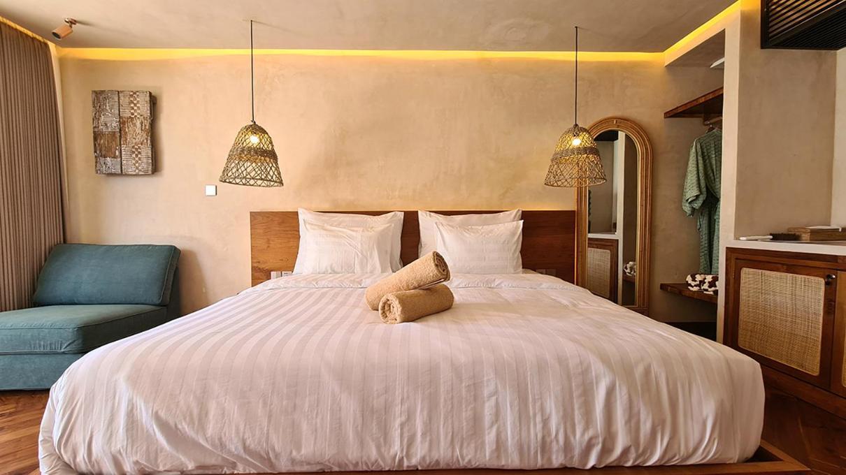 Shore Thing Gili Air Beachfront Apartment Екстер'єр фото